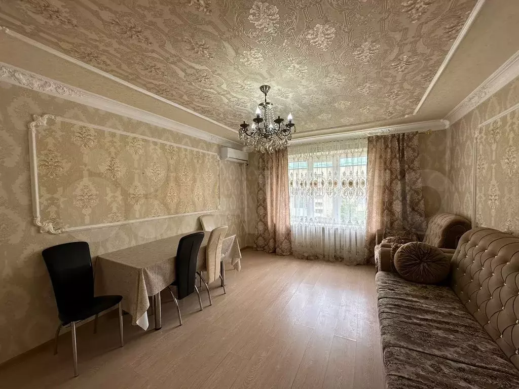 2-к. квартира, 55 м, 5/5 эт. - Фото 1