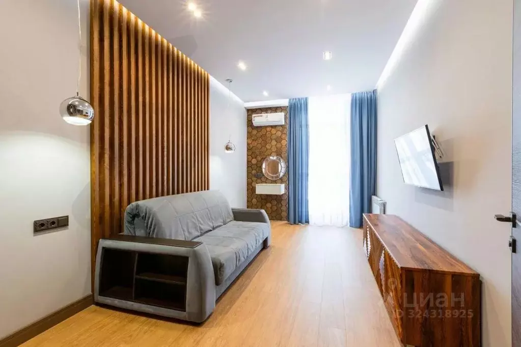 1-к кв. Краснодарский край, Геленджик Крымская ул., 22к11 (49.3 м) - Фото 1