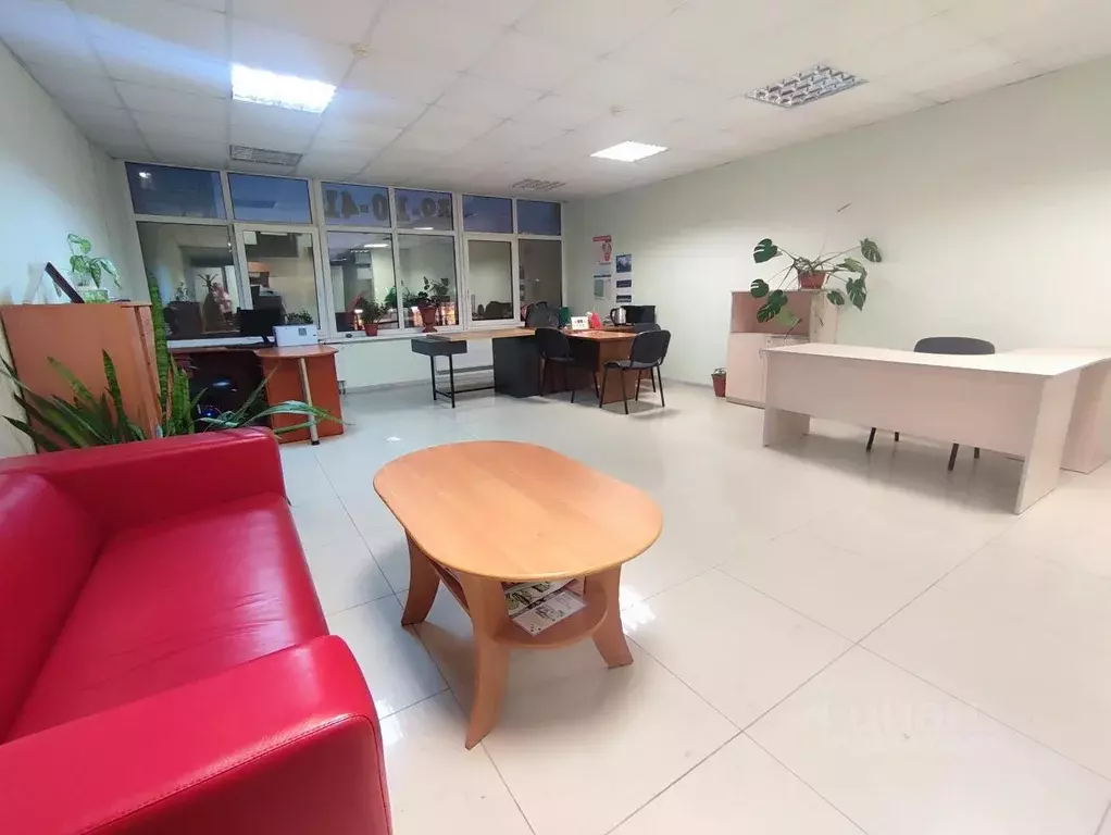 Офис в Калининградская область, Светлый Калининградская ул. (25 м) - Фото 1