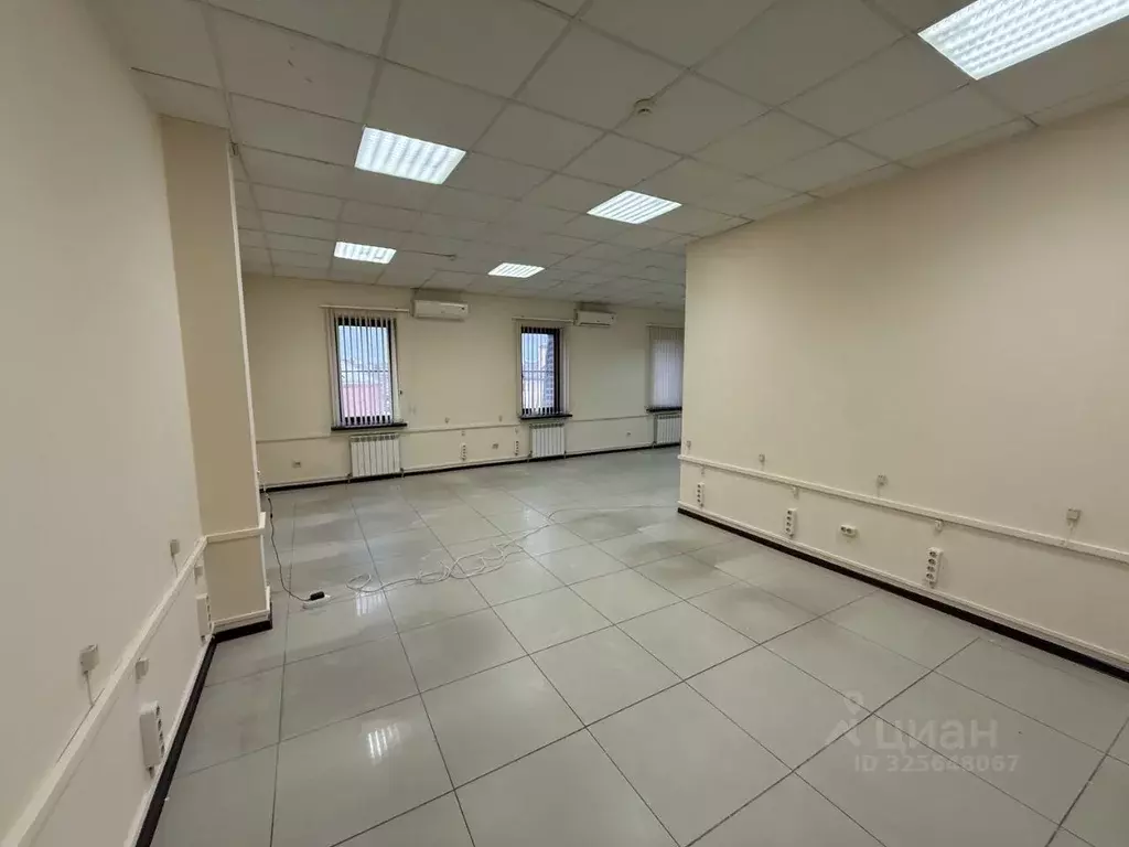 Офис в Краснодарский край, Краснодар Славянский мкр, ул. Темрюкская, ... - Фото 1