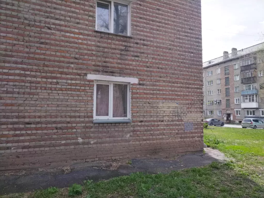 Продаётся 3-к квартира, 42.8 м - Фото 1