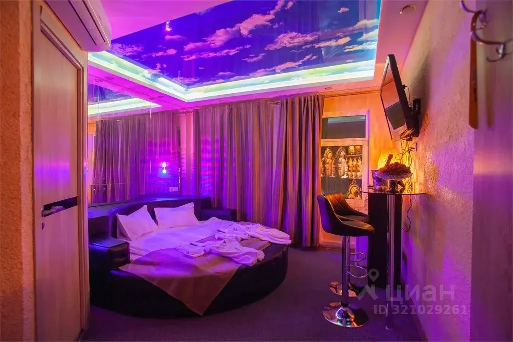 Комната Москва Большая Никитская ул., 24/1С6 - Фото 1