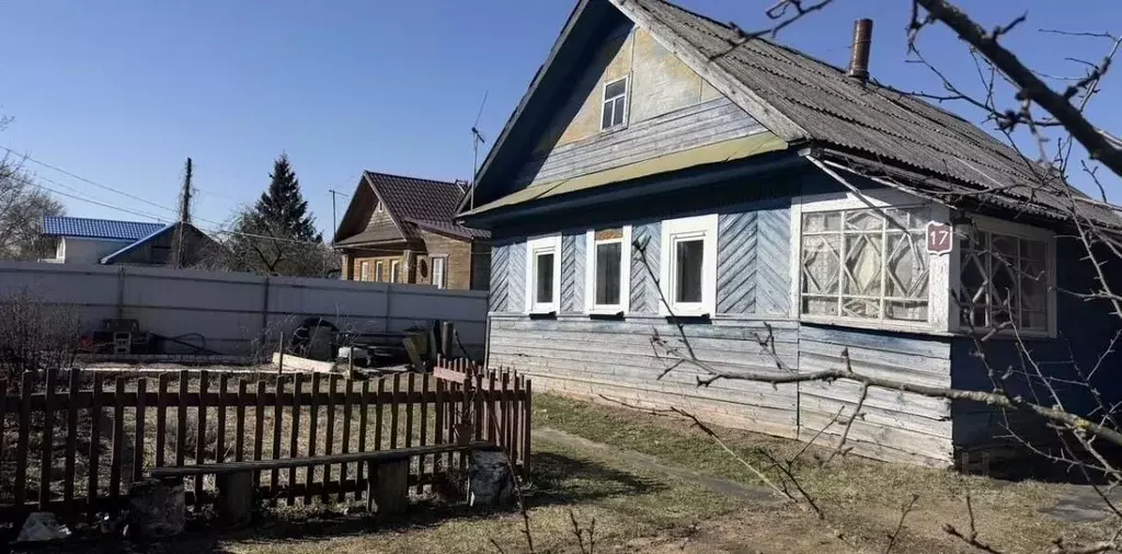 Дом в Новгородская область, Новгородский район, Савинское с/пос, д. ... - Фото 1