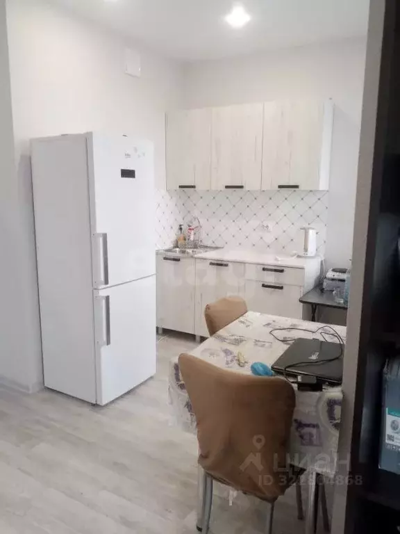 Студия Тюменская область, Тюмень Дамбовская ул., 27к1 (25.0 м) - Фото 1