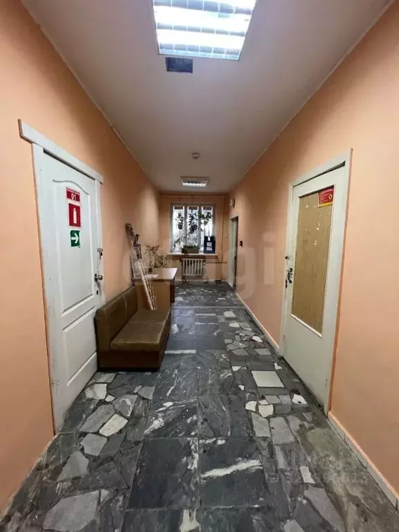 Помещение свободного назначения в Свердловская область, Первоуральск ... - Фото 1