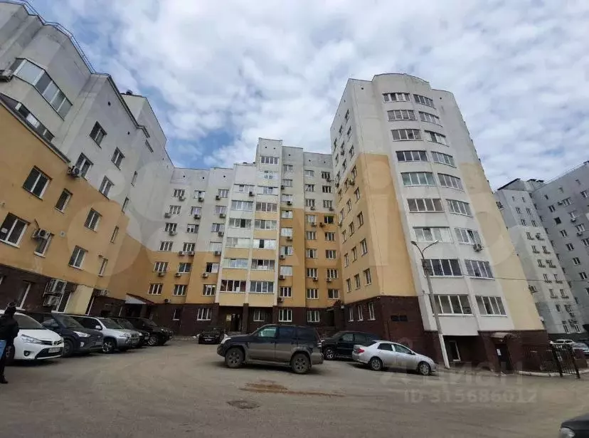 2-к кв. Башкортостан, Уфа ул. Цюрупы, 76 (50.0 м) - Фото 0