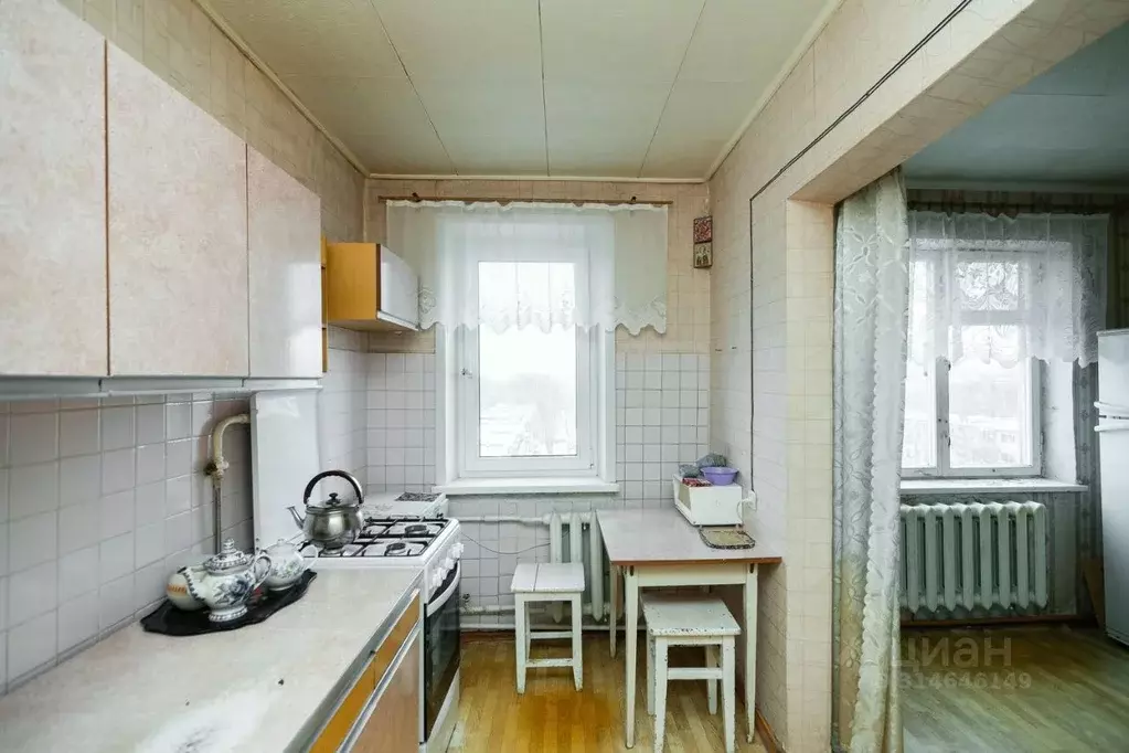 4-к кв. Ульяновская область, Ульяновск ул. Варейкиса, 8 (76.9 м) - Фото 0