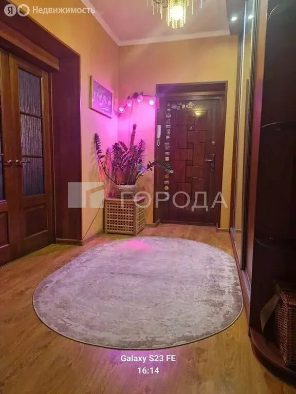 3-комнатная квартира: Новоалтайск, 8-й микрорайон, 17 (93.9 м) - Фото 1