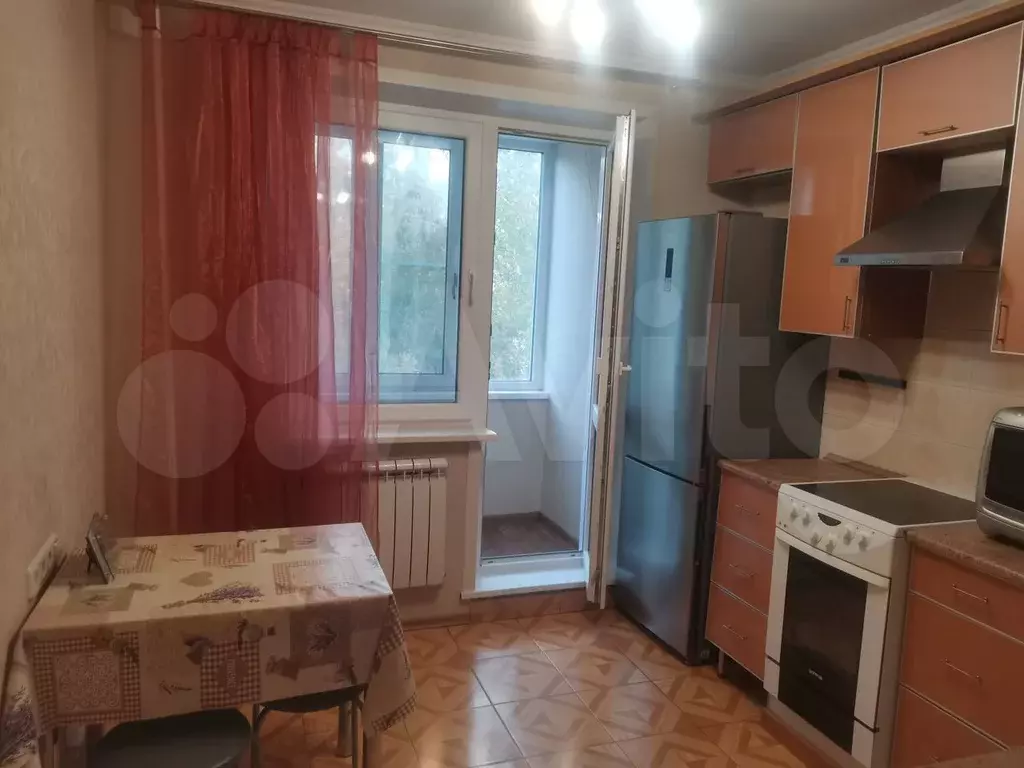 2-к. квартира, 60 м, 3/14 эт. - Фото 0