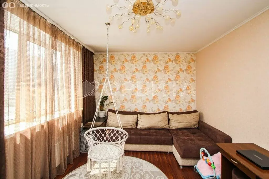 2-комнатная квартира: Тюмень, улица Газовиков, 53 (50 м) - Фото 1