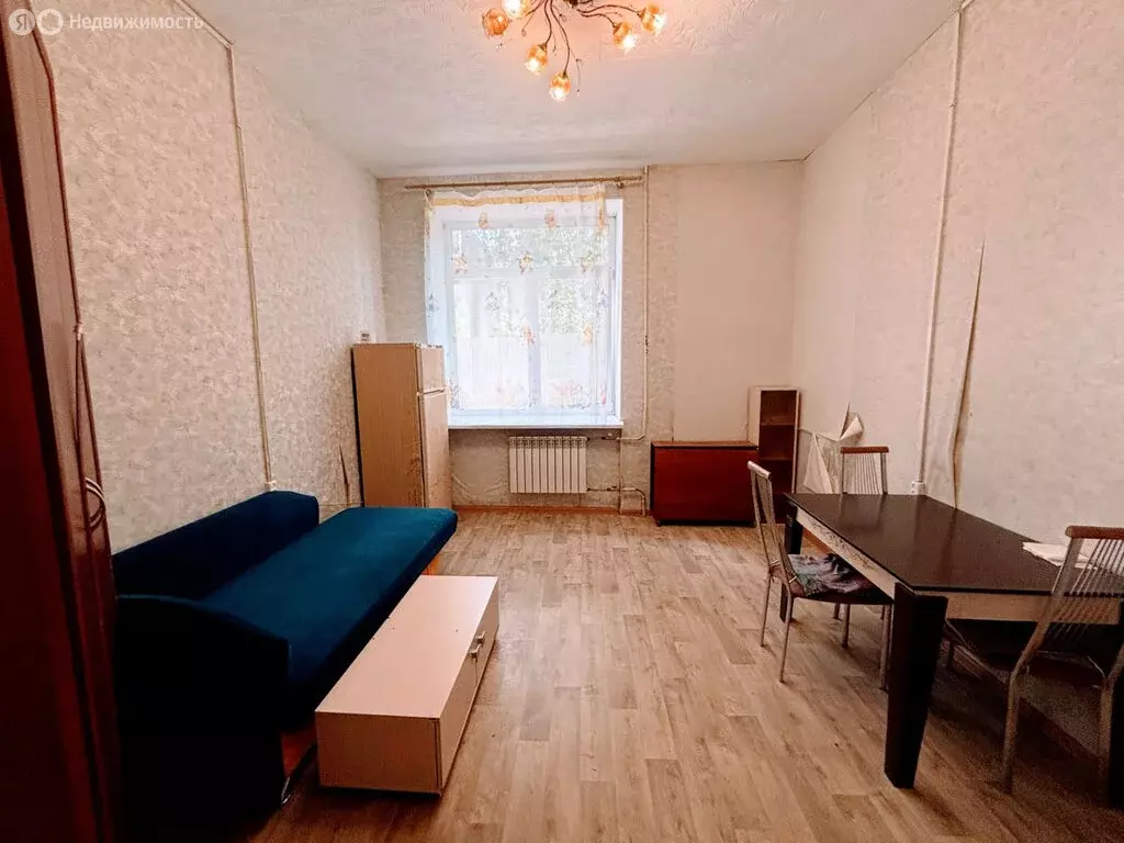 1к в 8-комнатной квартире (16 м) - Фото 0