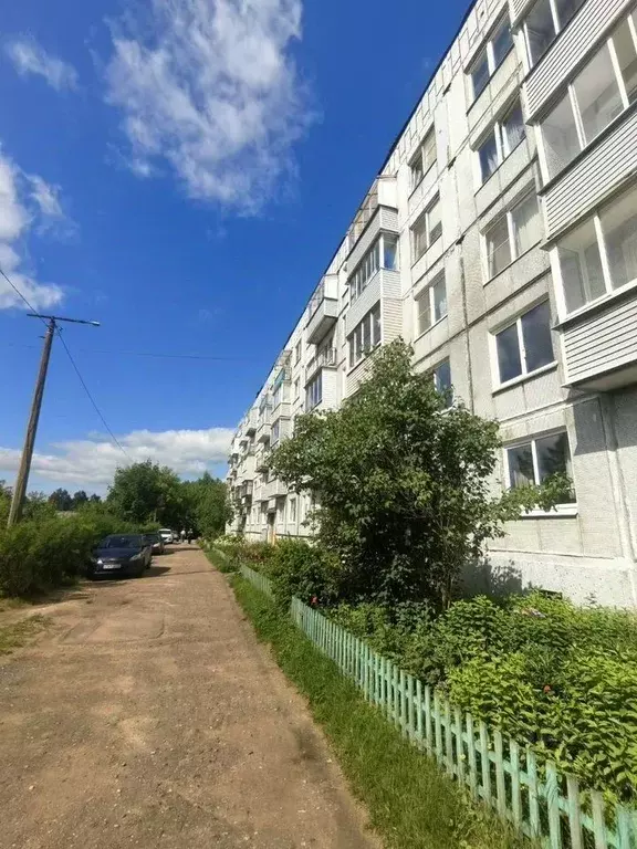 3-к кв. Ленинградская область, Луга Городок мкр, 306 (63.0 м) - Фото 1