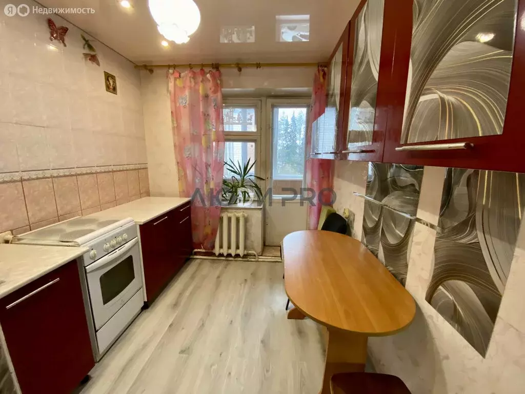 2-комнатная квартира: Сыктывкар, Октябрьский проспект, 371 (51 м) - Фото 2