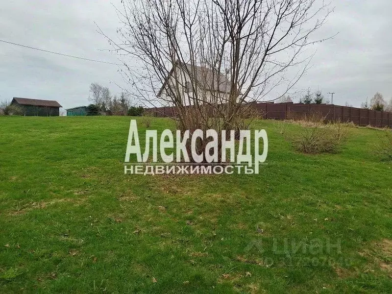 Участок в Ленинградская область, Приозерский район, Ларионовское ... - Фото 1