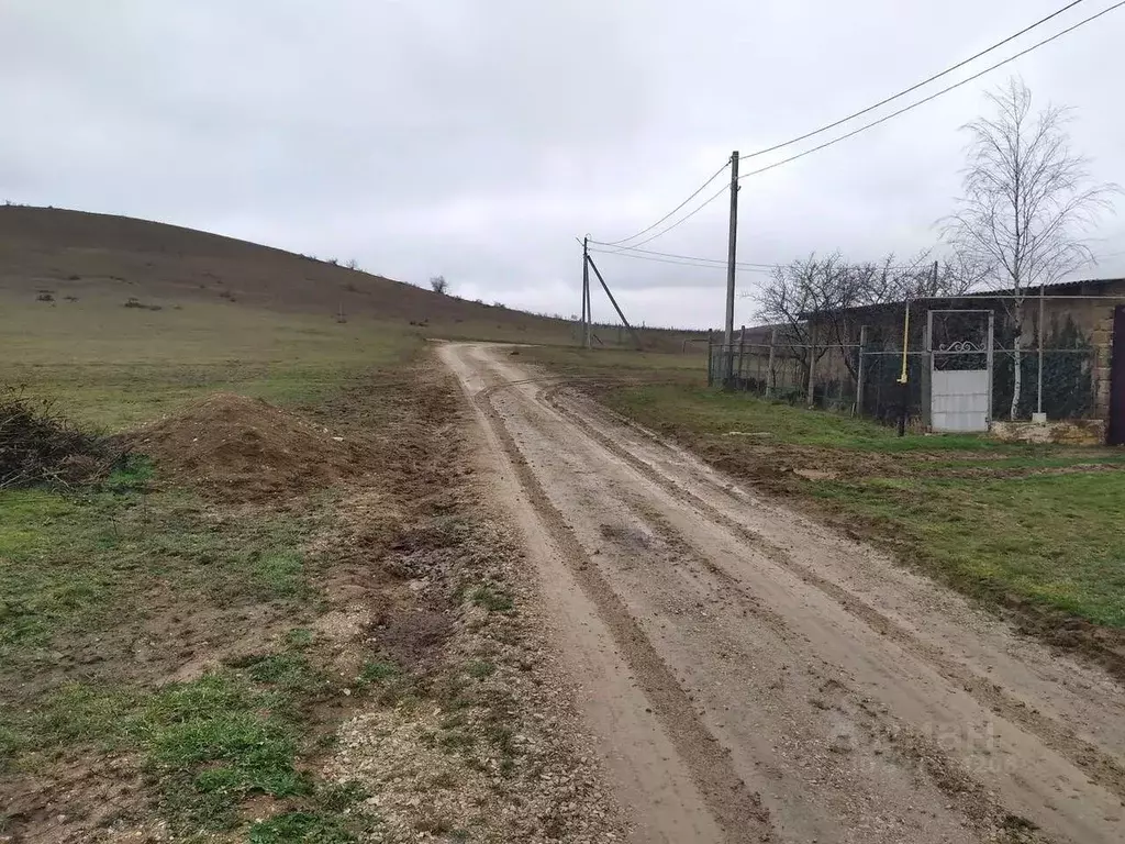 Участок в Крым, Симферопольский район, с. Кольчугино ул. Гаспралы, 64 ... - Фото 1
