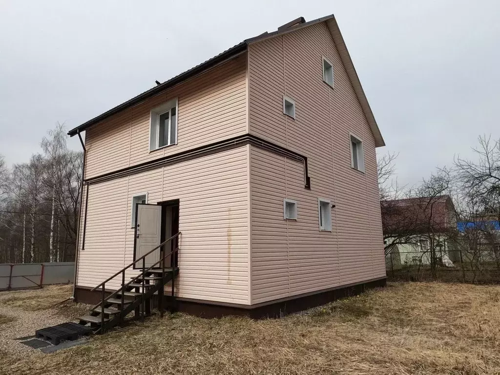 Дом в Ярославская область, Ярославль ул. Колышкина, 50 (150 м) - Фото 1