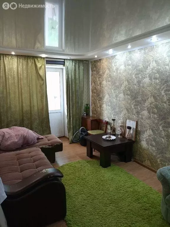 3-комнатная квартира: Таганрог, улица Лизы Чайкиной, 39 (55 м) - Фото 0