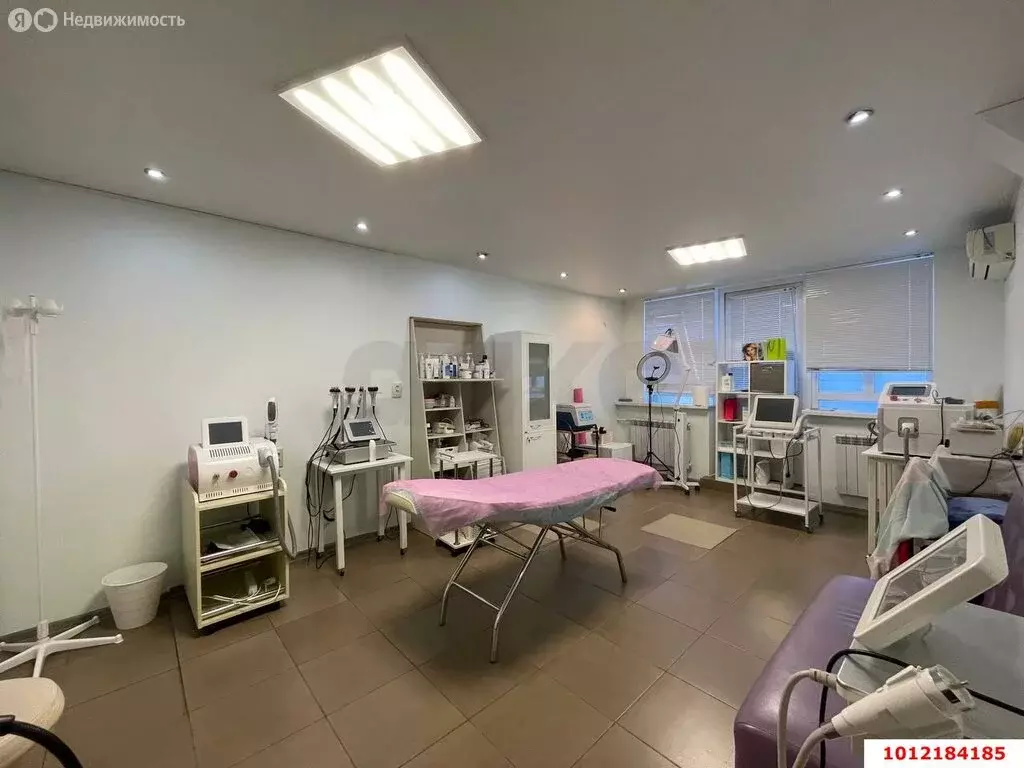 Дом в Краснодар, Фестивальный микрорайон, улица Карла Маркса, 45 (404 ... - Фото 1