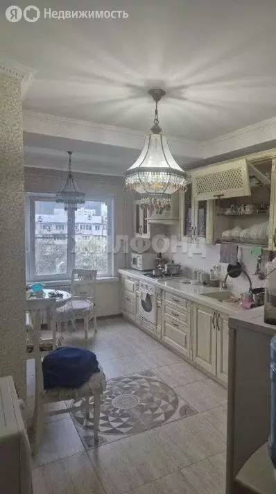 6-комнатная квартира: Сочи, Пластунская улица, 196к2 (120 м) - Фото 2
