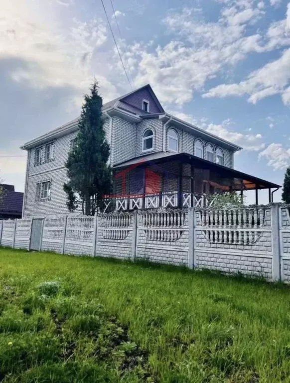 Дом в Белгородская область, Старый Оскол Тополиная ул. (313 м) - Фото 1