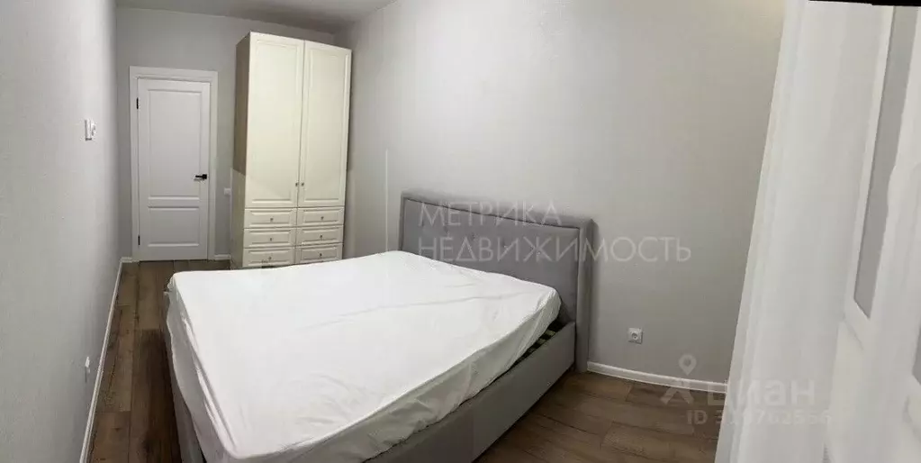 1-к кв. Тюменская область, Тюмень Новгородская ул., 3 (40.1 м) - Фото 1