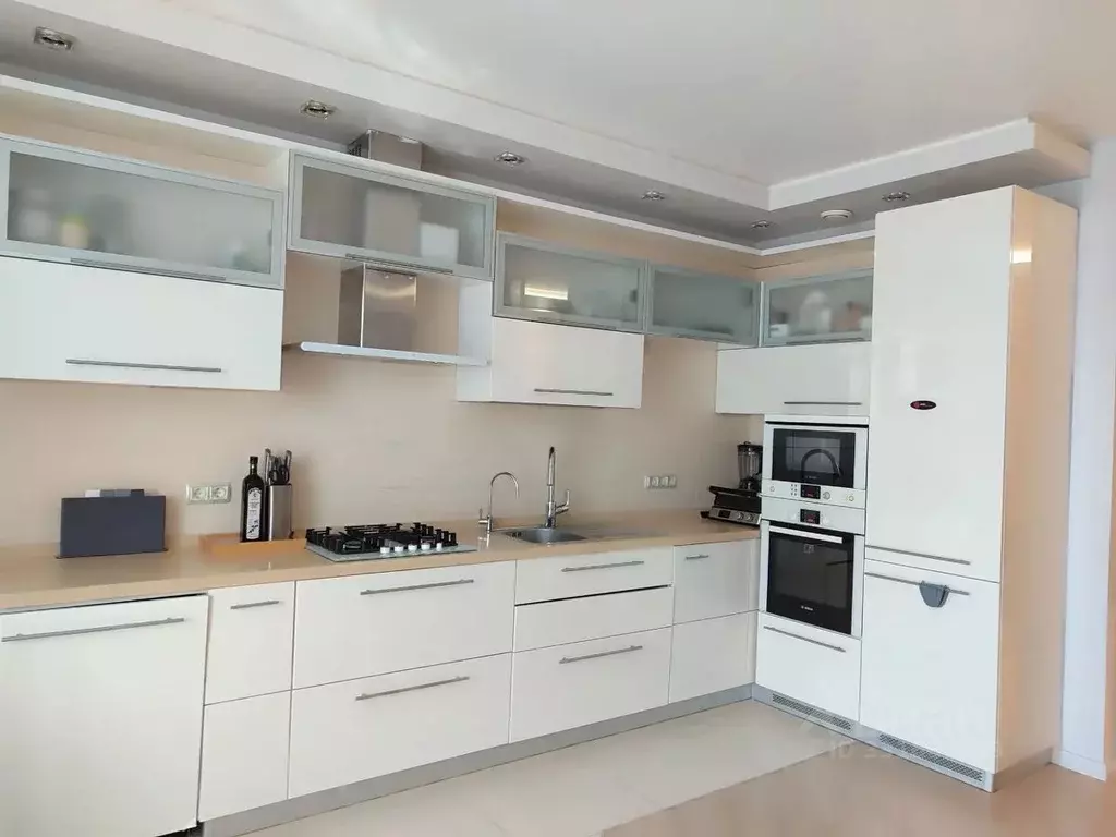 3-к кв. Крым, Симферополь ул. Эскадронная, 6А (91.4 м) - Фото 2