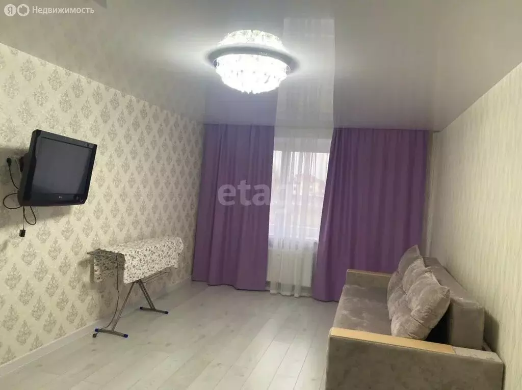 1-комнатная квартира: Тюмень, улица Александра Митинского, 4 (41.1 м) - Фото 2