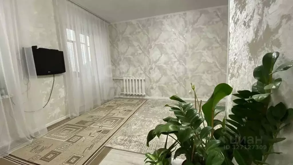 1-к кв. Оренбургская область, Оренбург ул. Тамарова, 2/3 (34.2 м) - Фото 1