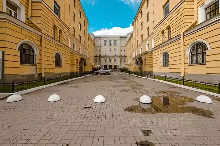 2-к кв. Санкт-Петербург ул. Комиссара Смирнова, 15 (70.0 м) - Фото 0