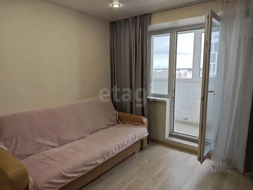 Студия Кировская область, Киров ул. Анжелия Михеева, 18А (27.0 м) - Фото 1