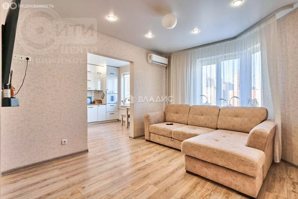 3-комнатная квартира: Воронеж, улица Маршала Одинцова, 25Б/4 (89.6 м) - Фото 1