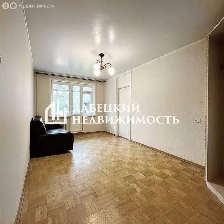 3-комнатная квартира: Раменское, Коммунистическая улица, 18 (56.6 м) - Фото 0