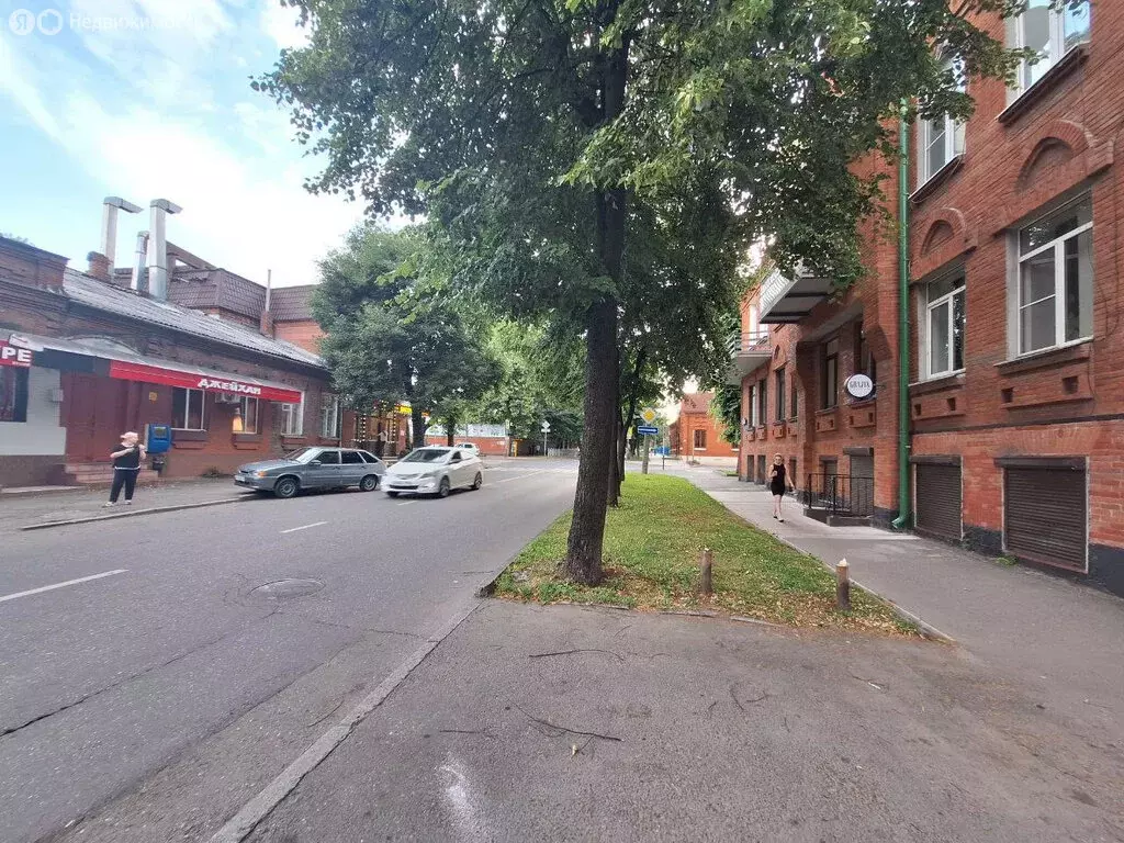 2-комнатная квартира: Владикавказ, Бородинская улица, 9 (59.9 м) - Фото 2