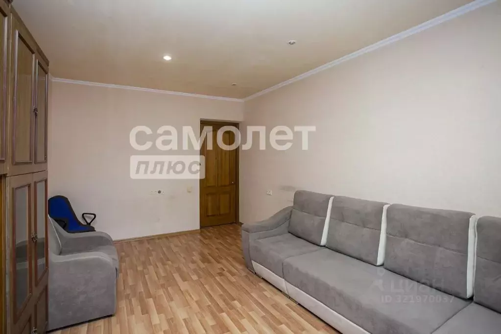 3-к кв. Кемеровская область, Кемерово ул. Ульяны Громовой, 11 (80.5 м) - Фото 2