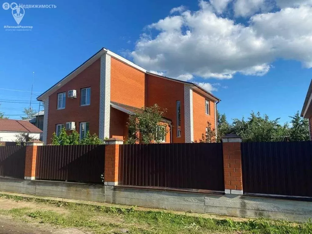 Дом в Рязань, Железнодорожный район, улица Типанова 8, гаражный ... - Фото 1