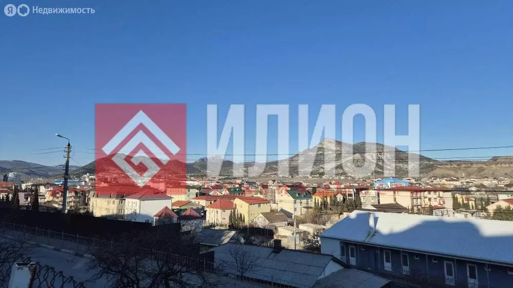 3-комнатная квартира: Судак, улица Гагарина, 50/1 (79.7 м) - Фото 2