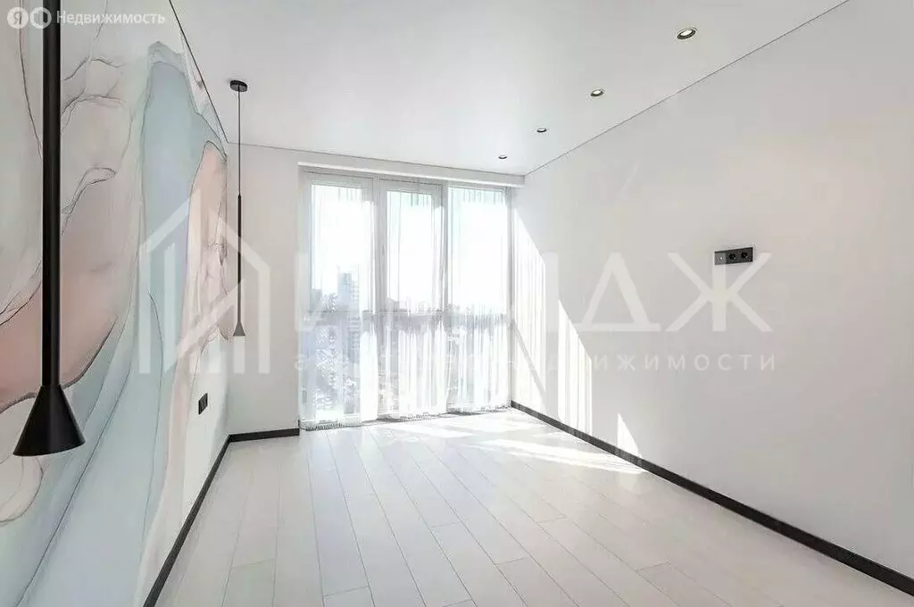 2-комнатная квартира: Сочи, улица Ленина, 298Бк4 (64 м) - Фото 1