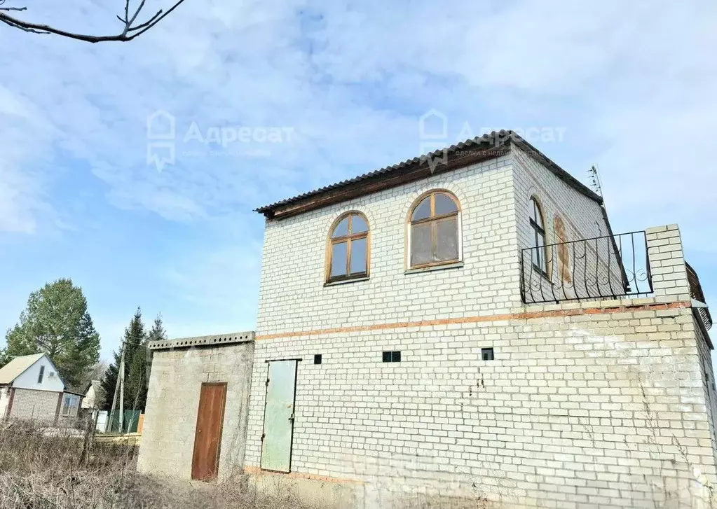 Дом в Волгоградская область, Среднеахтубинский район, Суходольское ... - Фото 1