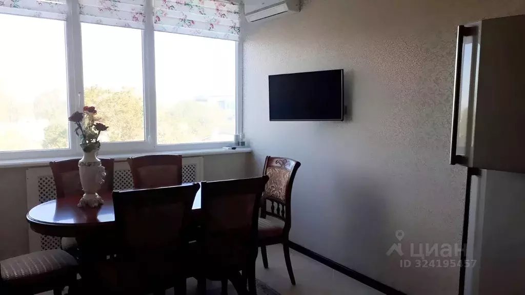 1-к кв. Крым, Феодосия ул. Боевая, 4 (64.0 м) - Фото 2