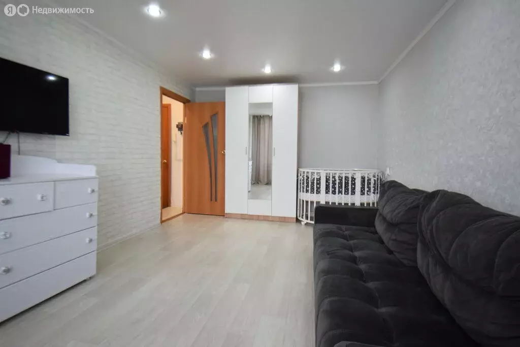 1-комнатная квартира: Туймазы, улица Чапаева, 8 (32 м) - Фото 1