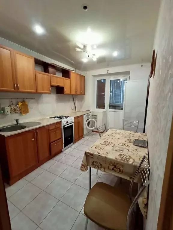 1-к. квартира, 40 м, 6/10 эт. - Фото 0