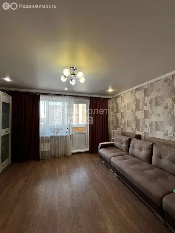 4-комнатная квартира: Тобольск, микрорайон 7А, 35Б (80.7 м) - Фото 1