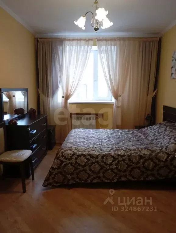 3-к кв. Коми, Сыктывкар Коммунистическая ул., 7 (86.9 м) - Фото 1