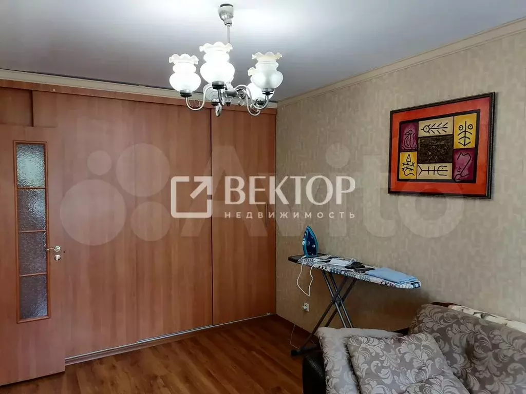 1-к. квартира, 31,5 м, 5/5 эт. - Фото 0
