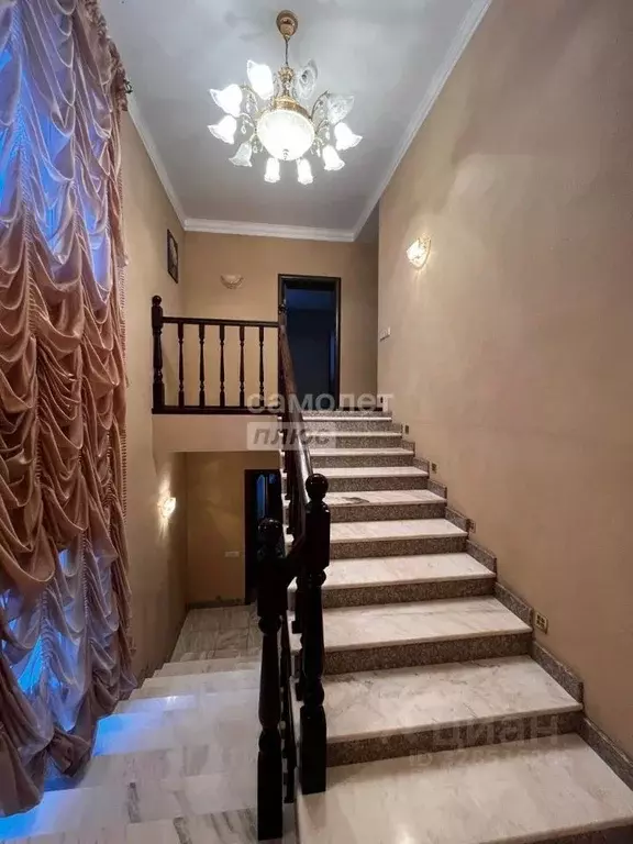 Коттедж в Марий Эл, Йошкар-Ола ул. Дружбы, 2 (271 м) - Фото 1