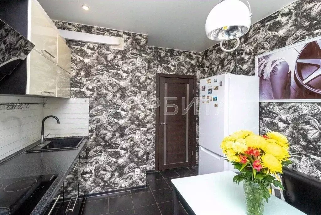 1-к кв. Тюменская область, Тюмень ул. Беляева, 33к1 (36.1 м) - Фото 2