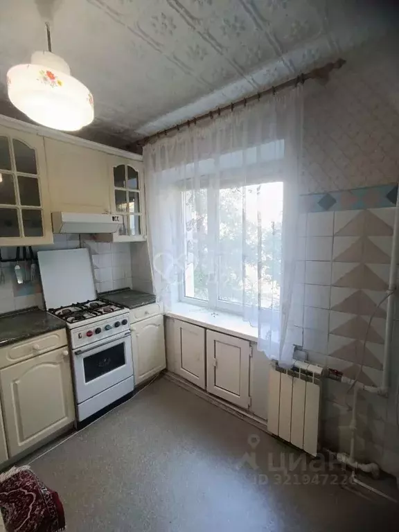 3-к кв. Волгоградская область, Волгоград ул. 64-й Армии, 20 (54.7 м) - Фото 2