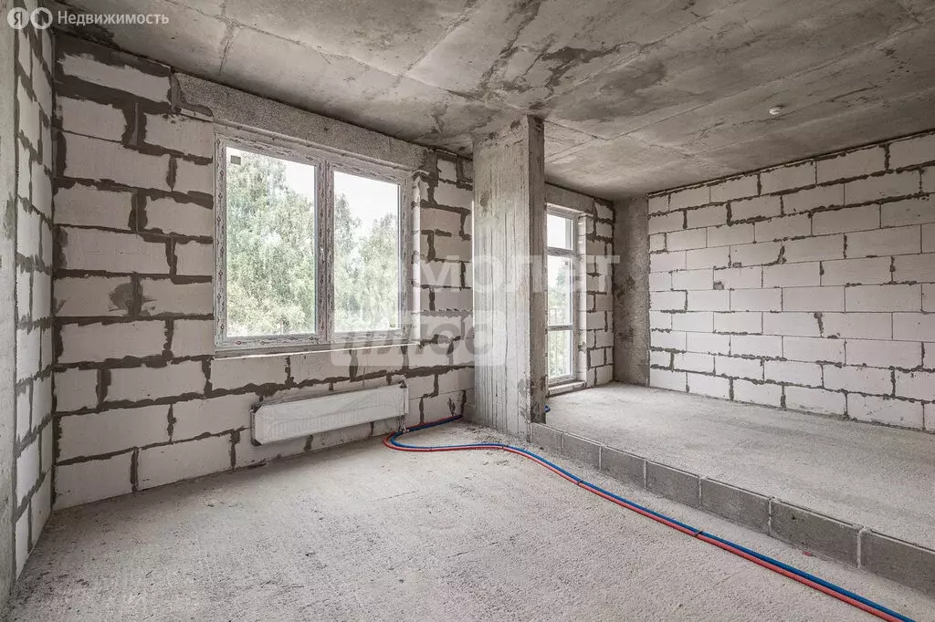 Квартира-студия: Крюково, Высокая улица, 1 (69.8 м) - Фото 1