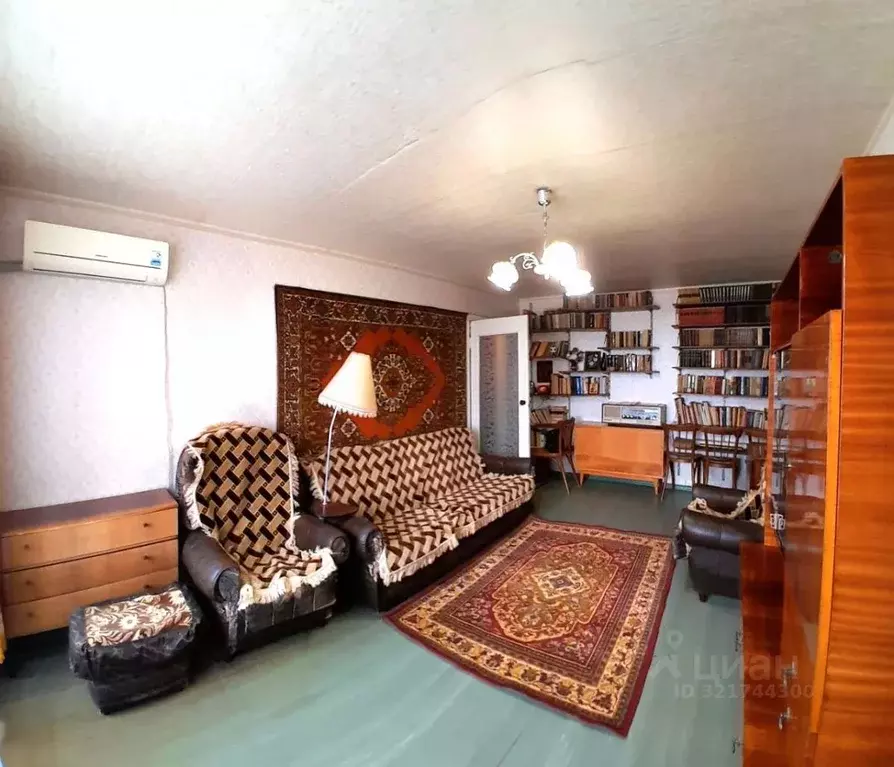 2-к кв. Волгоградская область, Волжский 39-й кв-л, ул. Сталинградская, ... - Фото 1