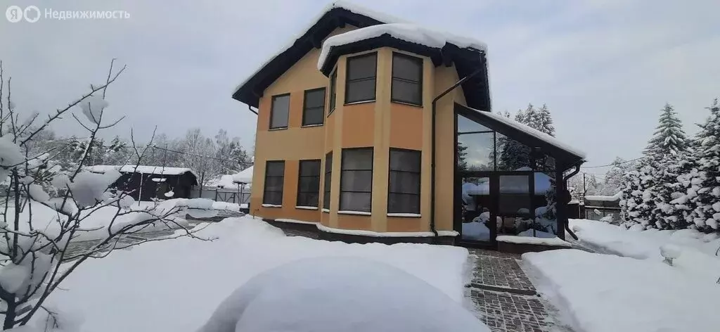 Дом в Любанское городское поселение, деревня Костуя, Заозёрная улица, ... - Фото 1